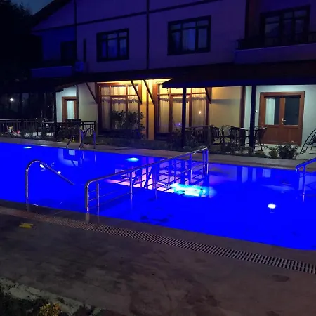 Four Season Four Villa *